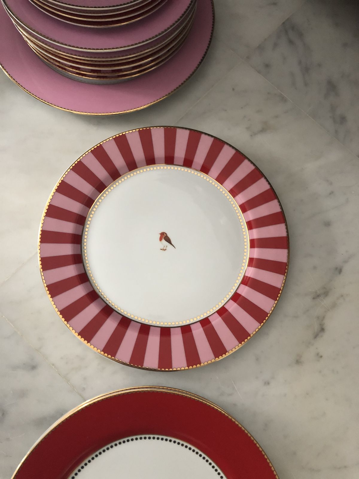 Tableware pieces